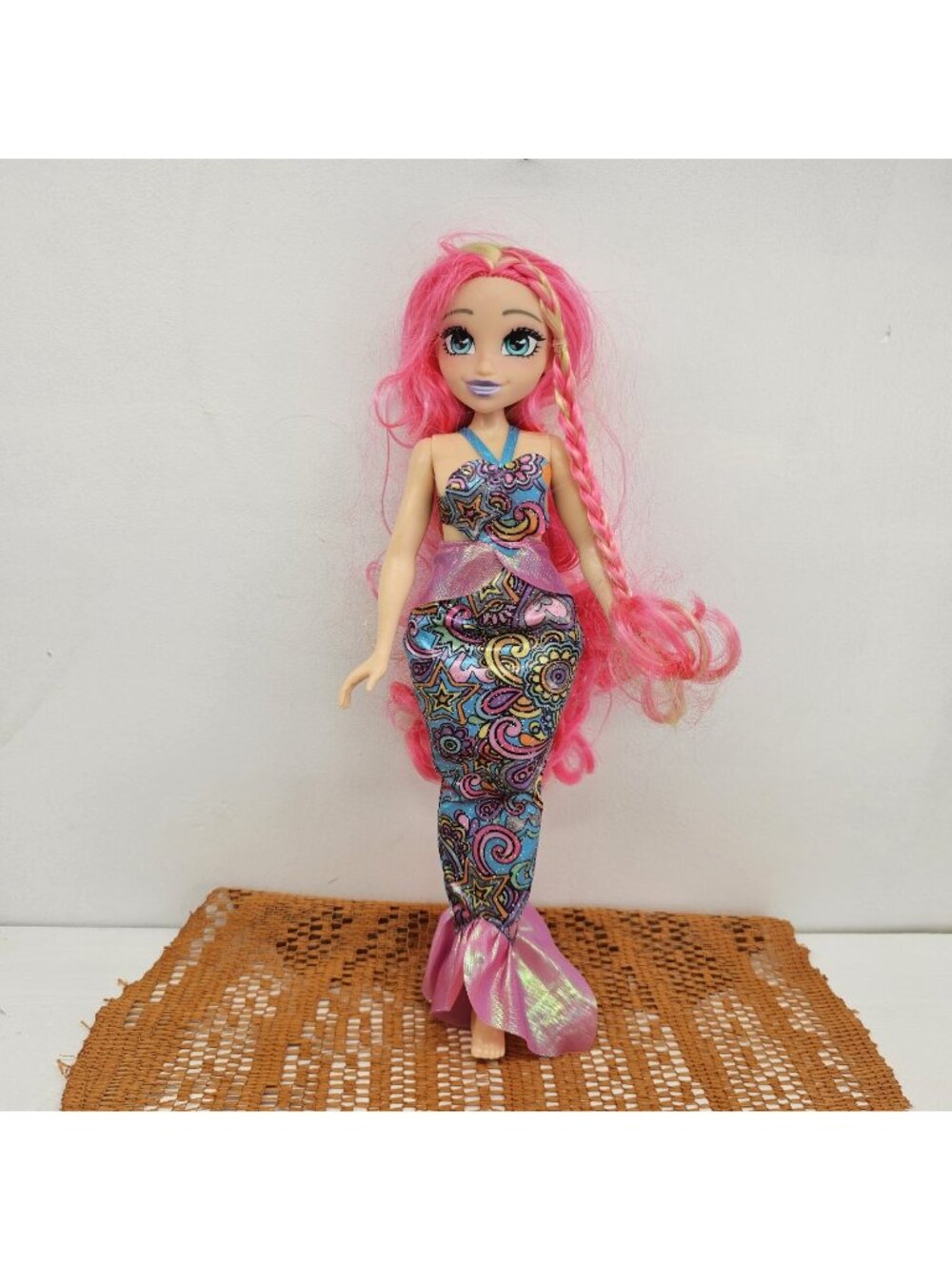 Hairmazing Fantasy Mermaid Fashion Doll 2023 Pink Hair 11.5”